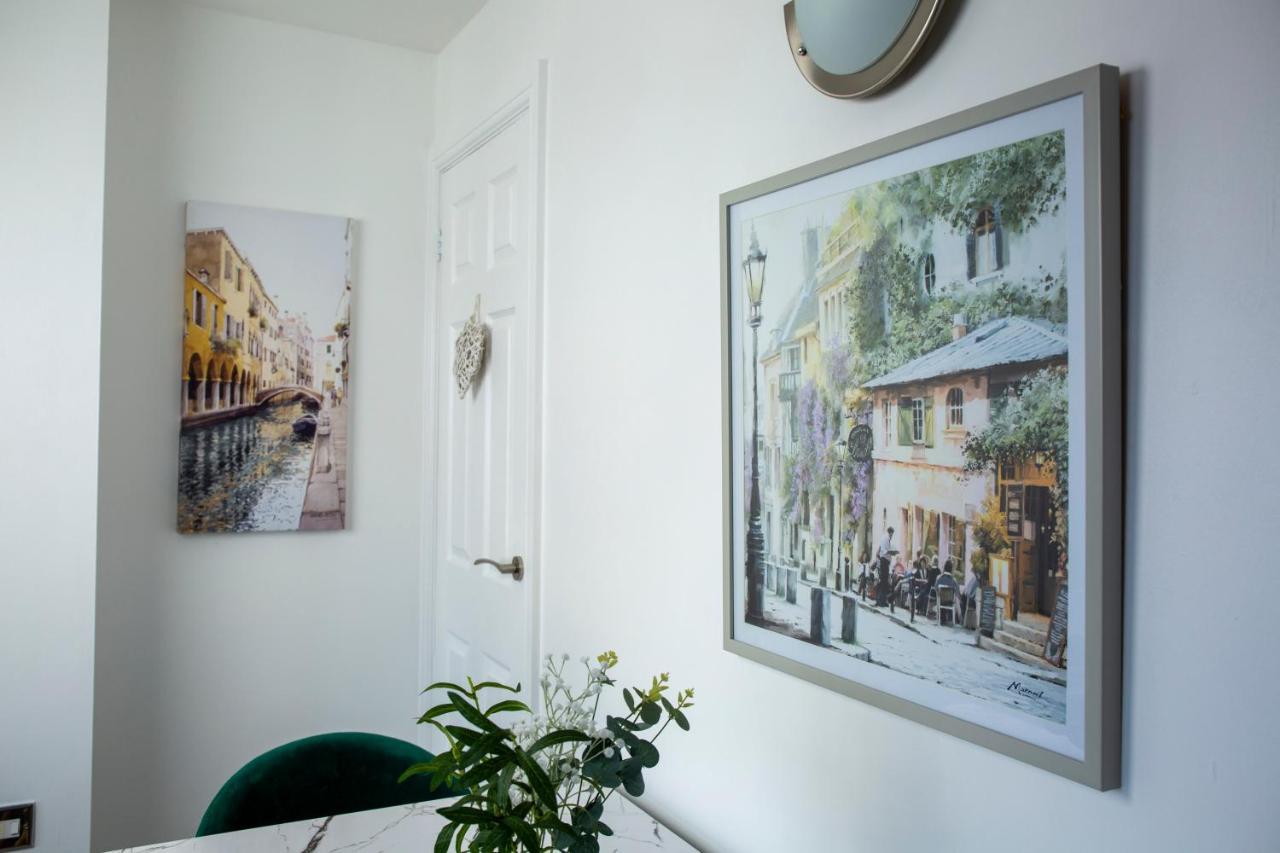 Modern Townhouse Apartment With Free Parking And Wifi Stratford-upon-Avon Exterior foto
